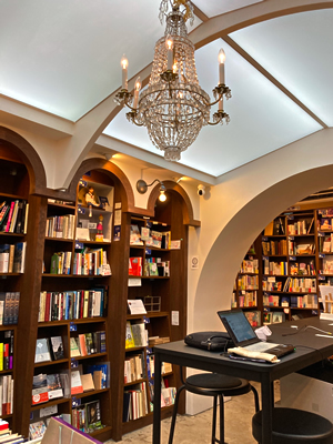 インド雑貨店ジジの東京店舗２